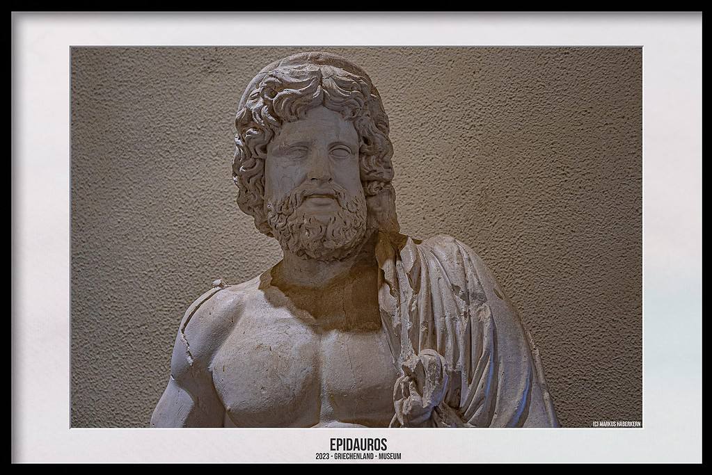Epidauros - Das Museum - Statue des Äskulap