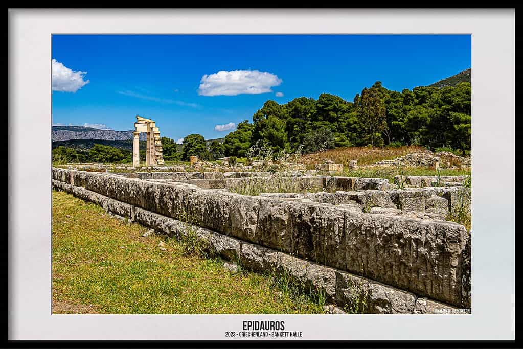 Epidauros - Antikes Theater mit beeindruckender Akustik